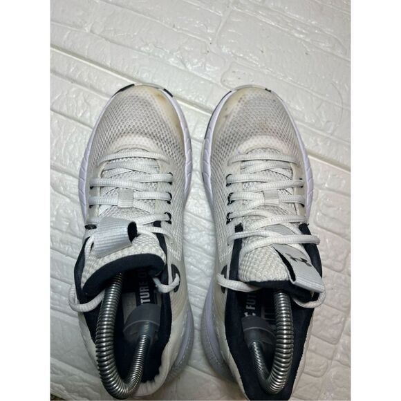 Under Armour Hovr Breakthrough - Picture 6 of 7